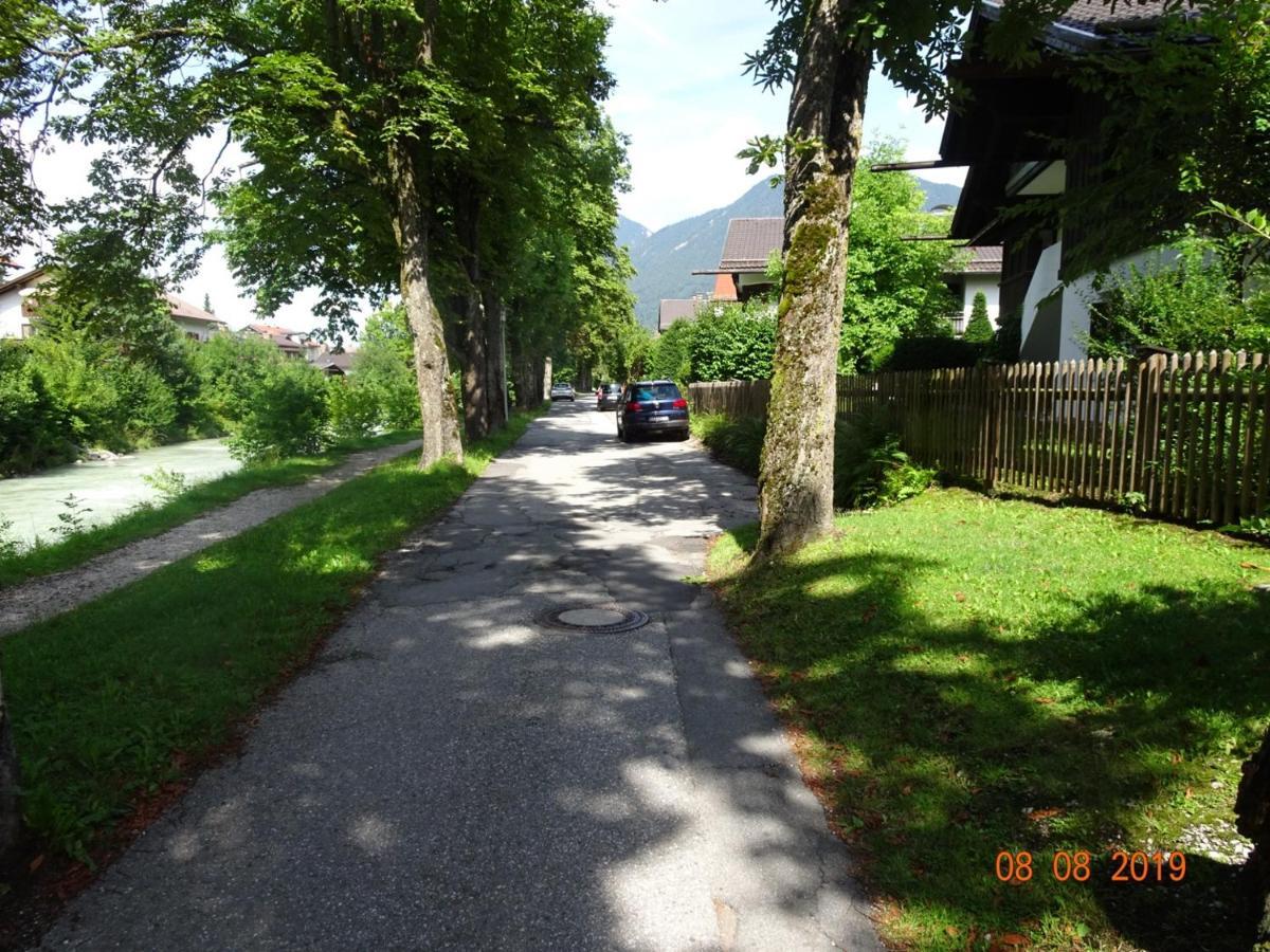 Huge And Calm Apartment In Central Garmisch 外观 照片