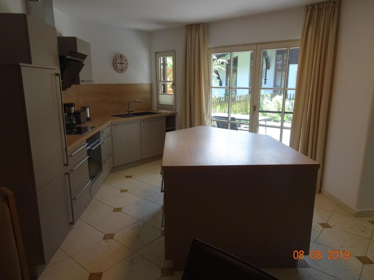 Huge And Calm Apartment In Central Garmisch 外观 照片